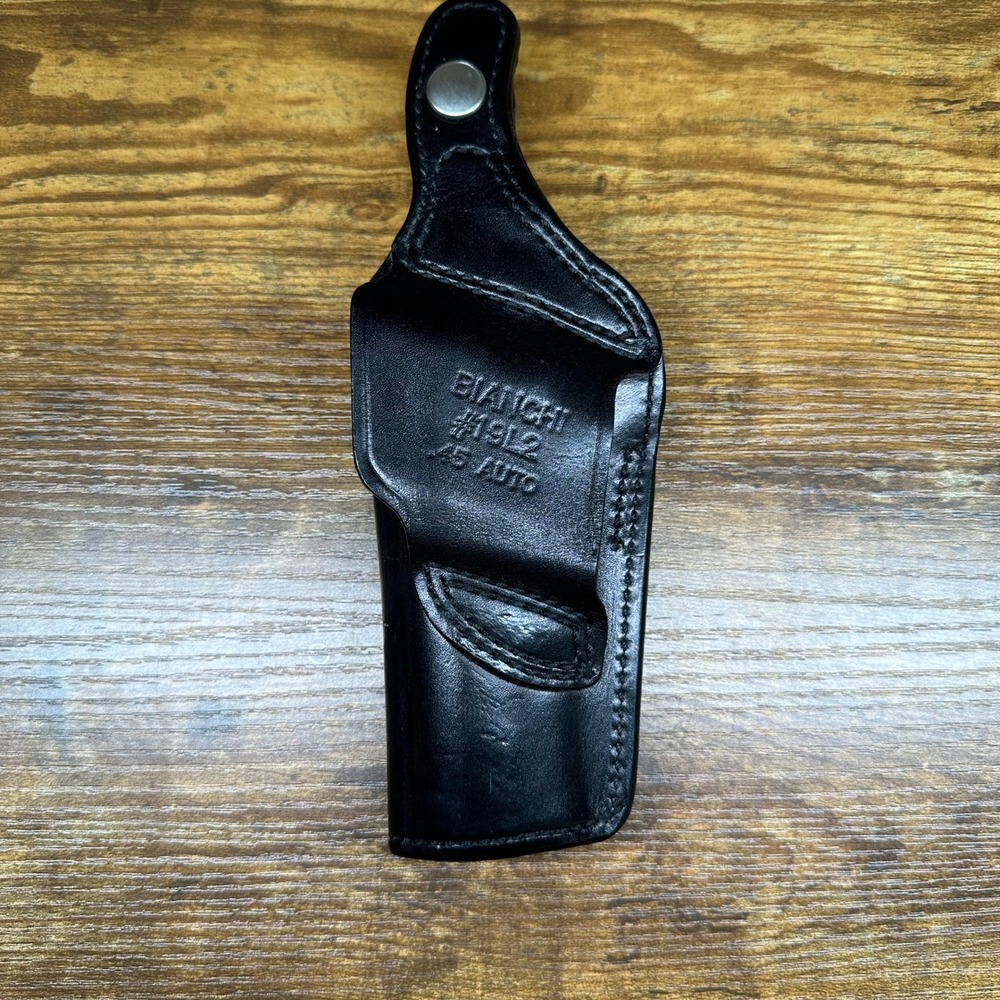 Bianchi 19L2 Leather Holster Black Right Hand Thumb Snap for 45 Auto